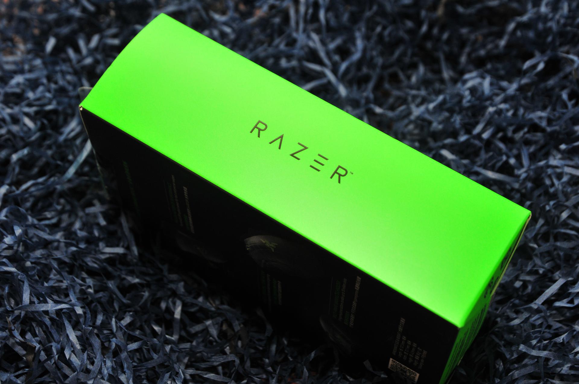 雷蛇蝰蛇鼠标测评,雷蛇毒蝰8khz有线游戏鼠标评测