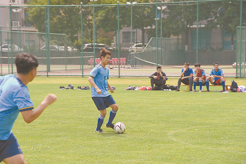 足球特色学校足球队展示,展示校园足球风采