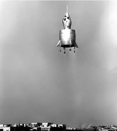 飞机翅膀那么薄为什么能托起机身,飞机翅膀的翼稍小翼有几种