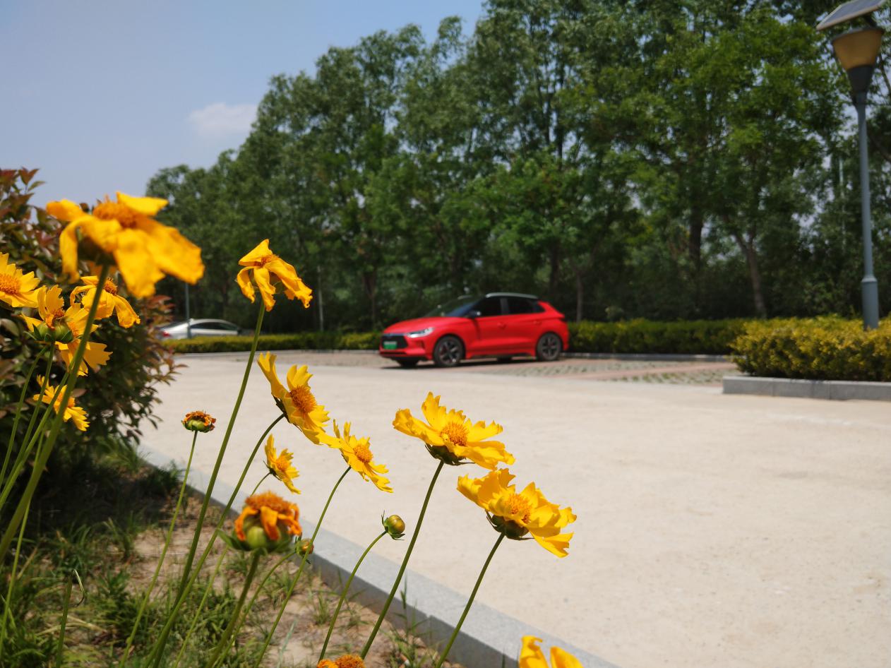 喜欢阳光下奔跑，e2车主的美好生活