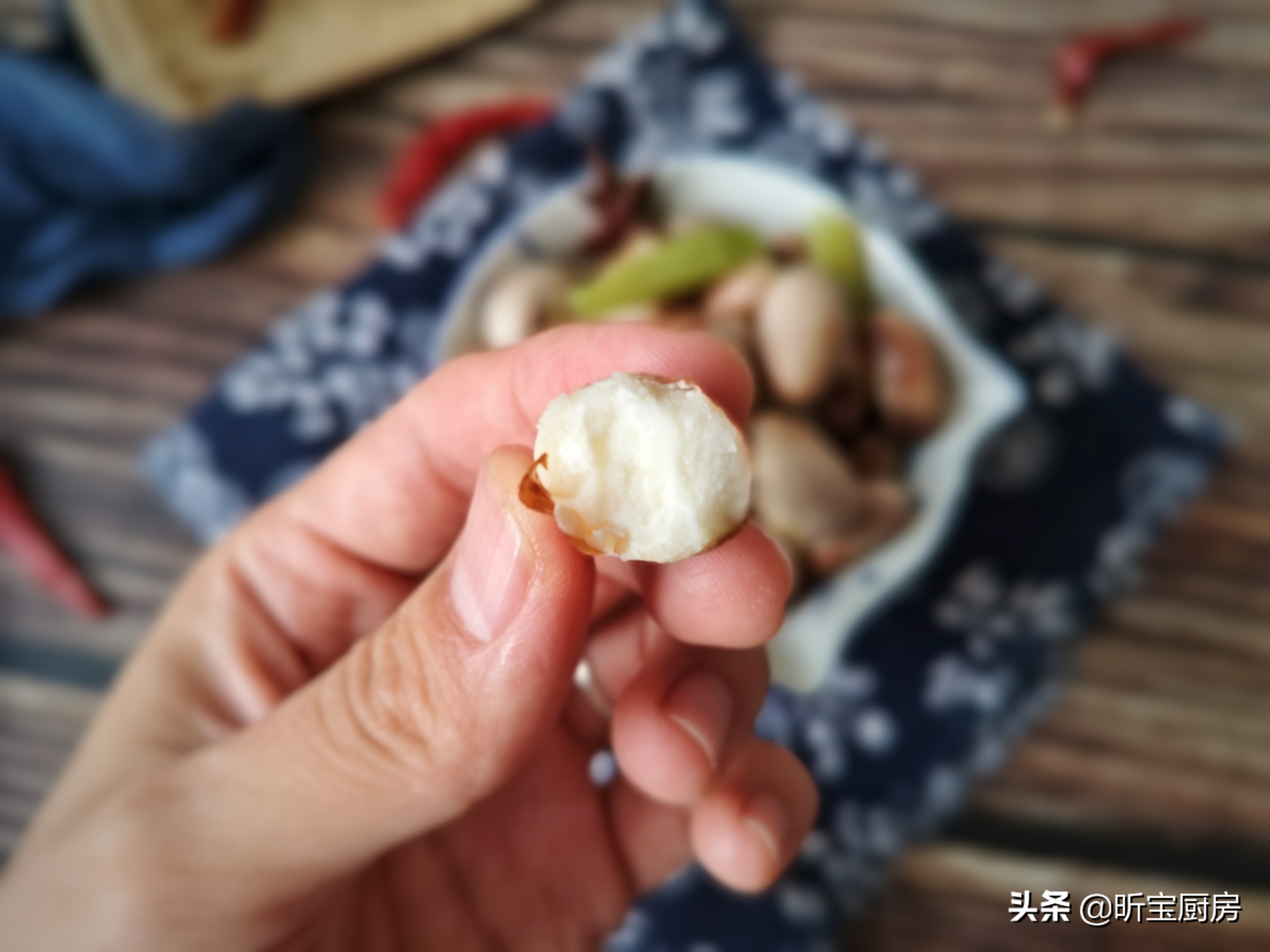 20鏂ょ殑鍗板害姘存灉 (鍗板害浜哄綋涓婚鍚冪殑姘存灉)