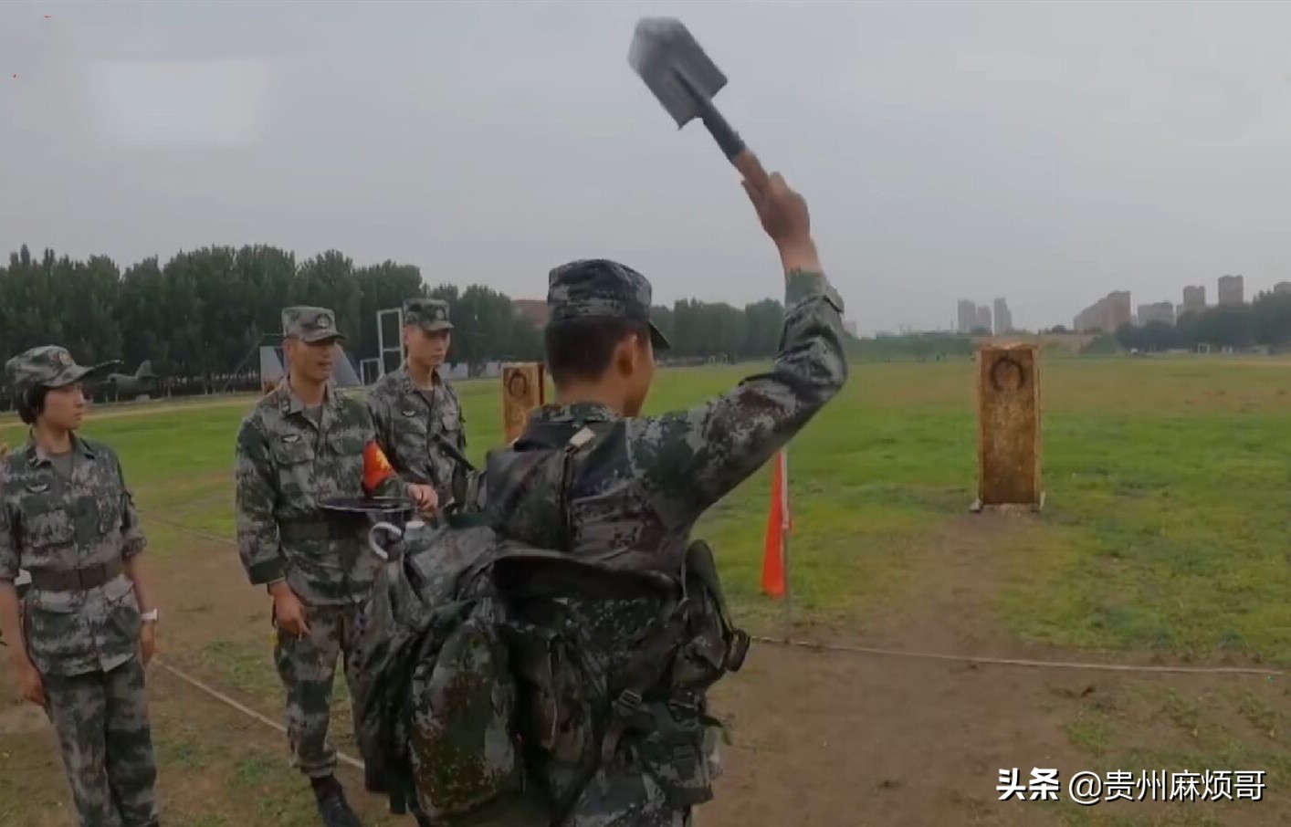 现实中的特种兵用的哪些枪械,中国特种兵最常用的枪是啥
