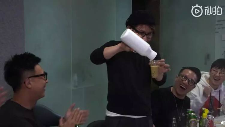 刘谦回应完整版,刘谦换壶央视如何解释