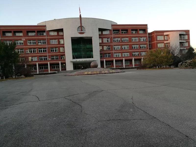 抚顺市第二中学地址,辽宁高级中学