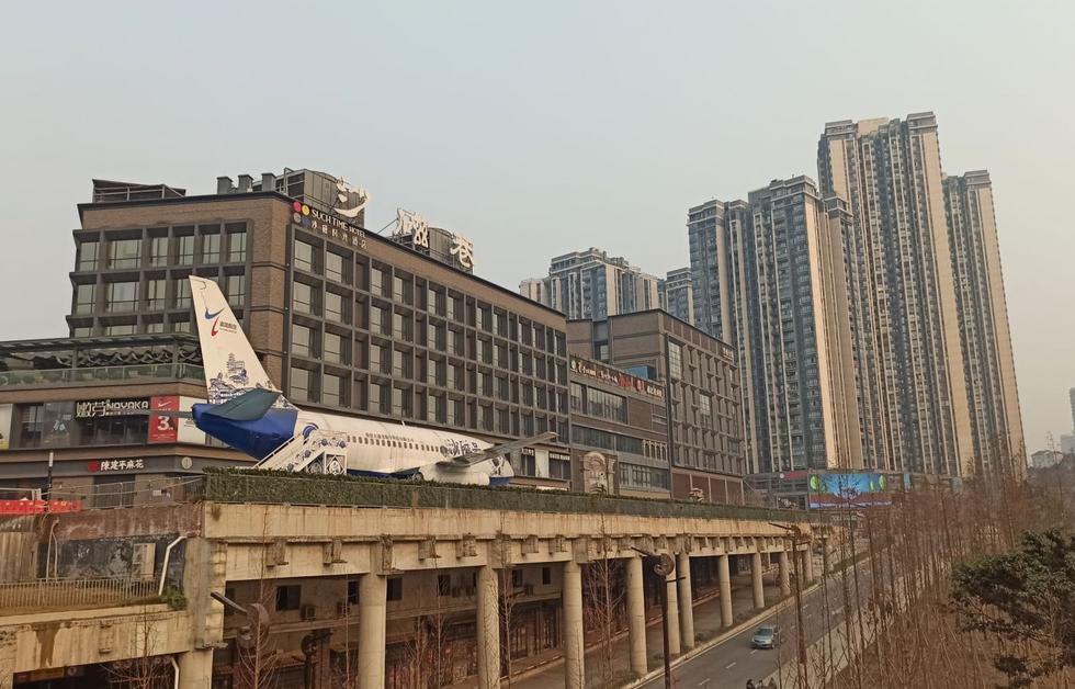 号外!重庆网红磁器口旁惊现无人区,网红打卡地缘何沦为空城?