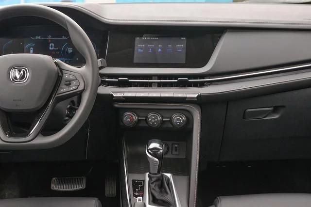 长安cs15深度测评,长安cs15最大优势