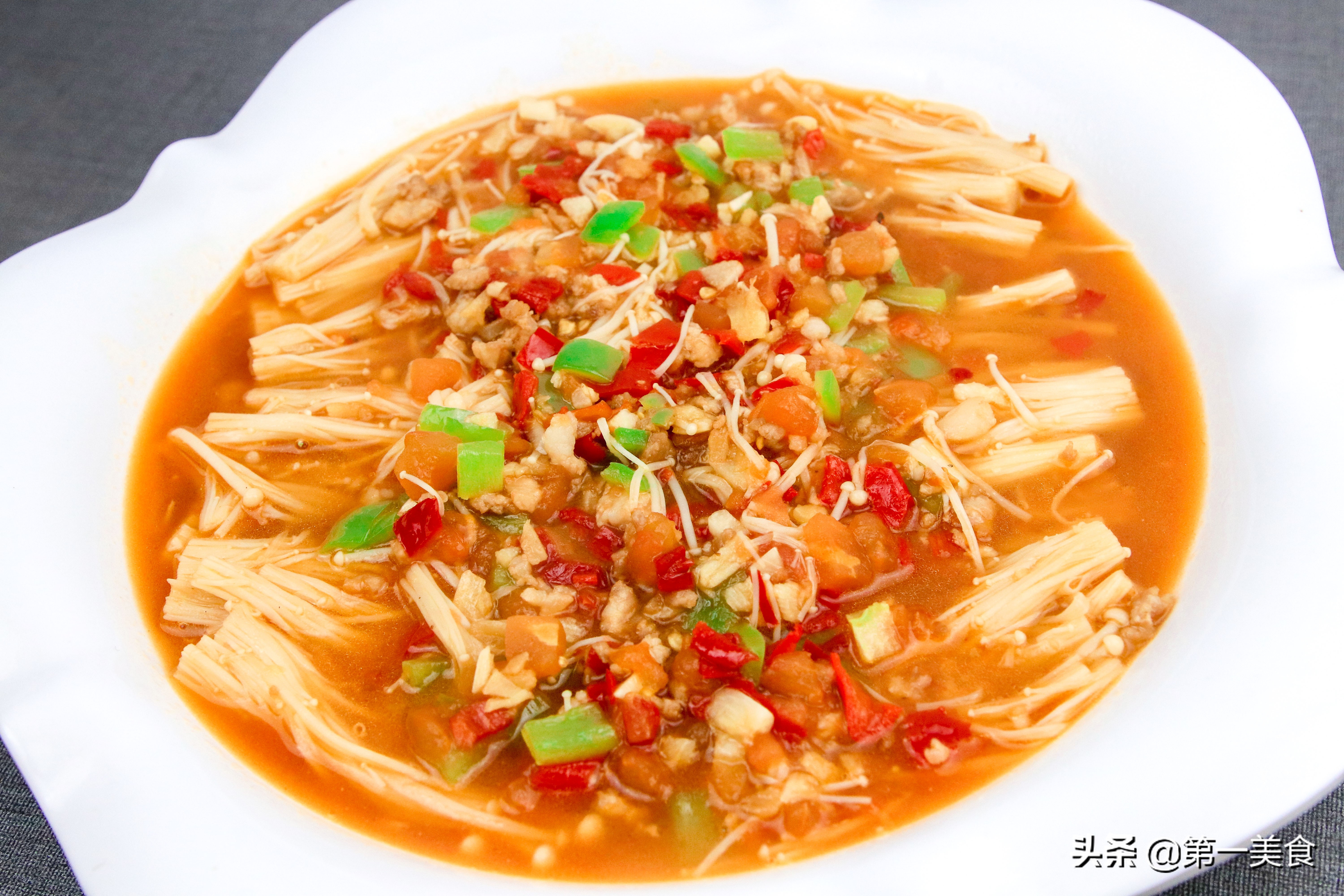 锡纸金针菇万能汤汁教程视频,怎么做最爆辣的金针菇