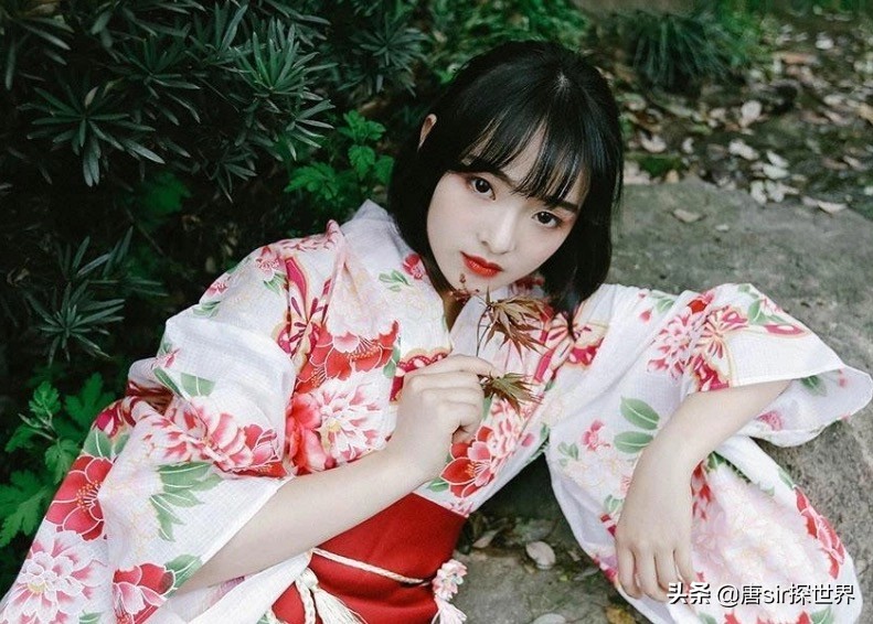 日本服务员的一天,日本服务员吸引人