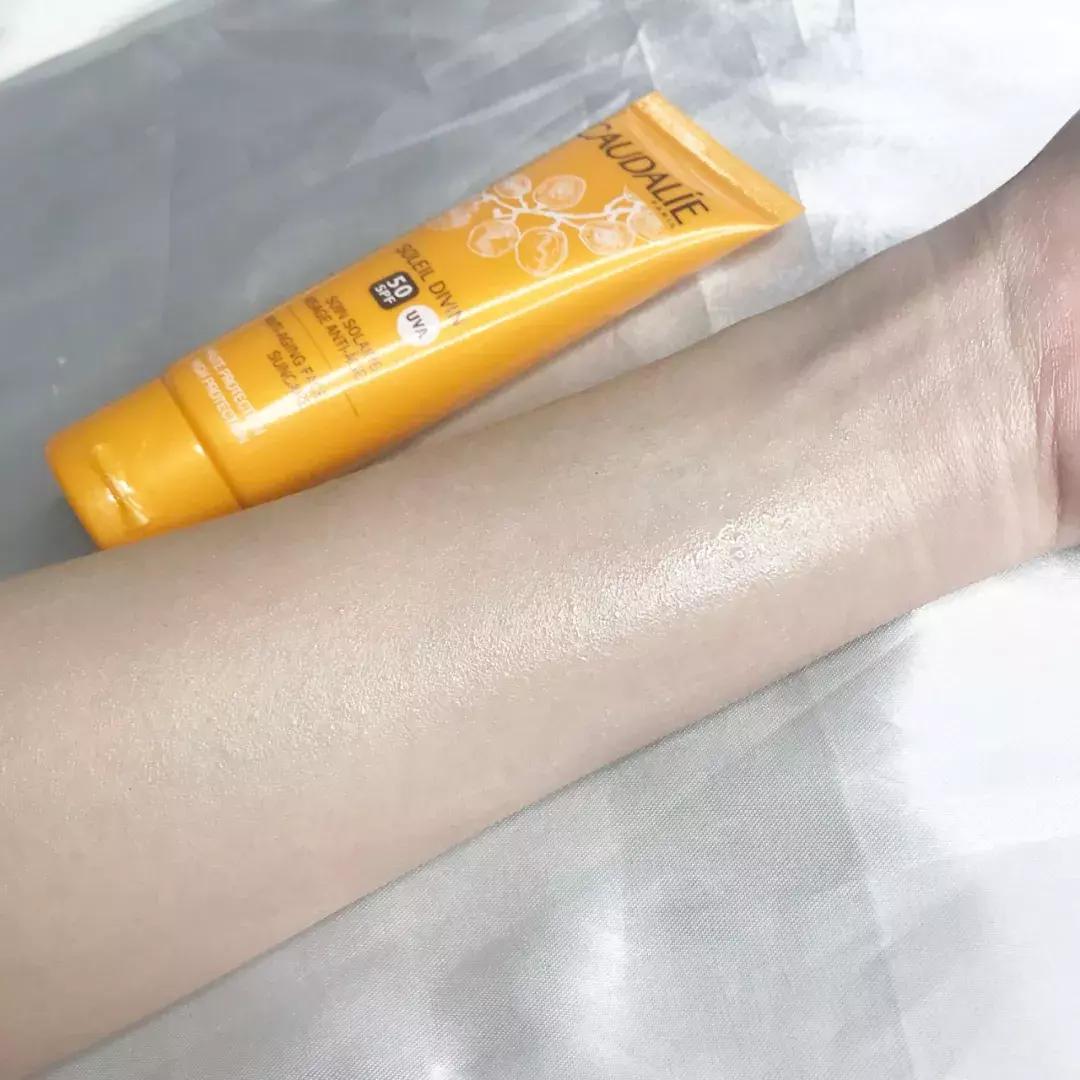 十大公认好用的防晒霜实验室测评,深度解析网红防晒霜