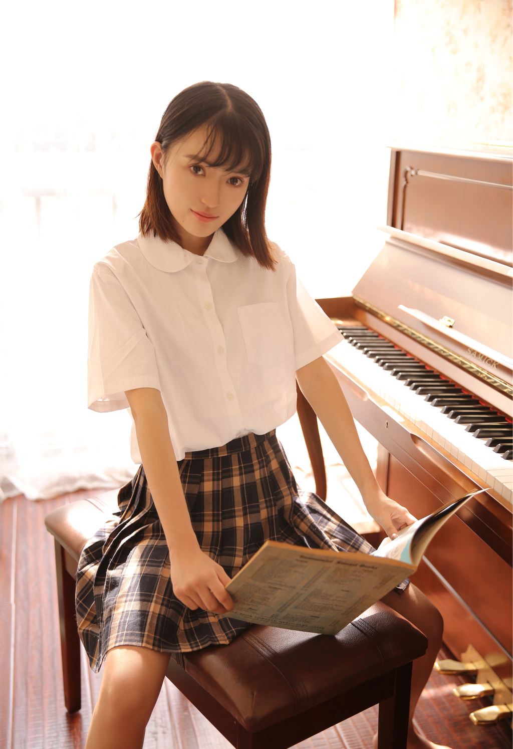 突然发现暗恋的女生一直喜欢自己,突然发现暗恋的人已婚