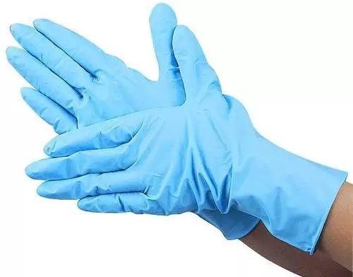 给抗疫前线医护人员的物资,为抗疫前线运送抗疫物资