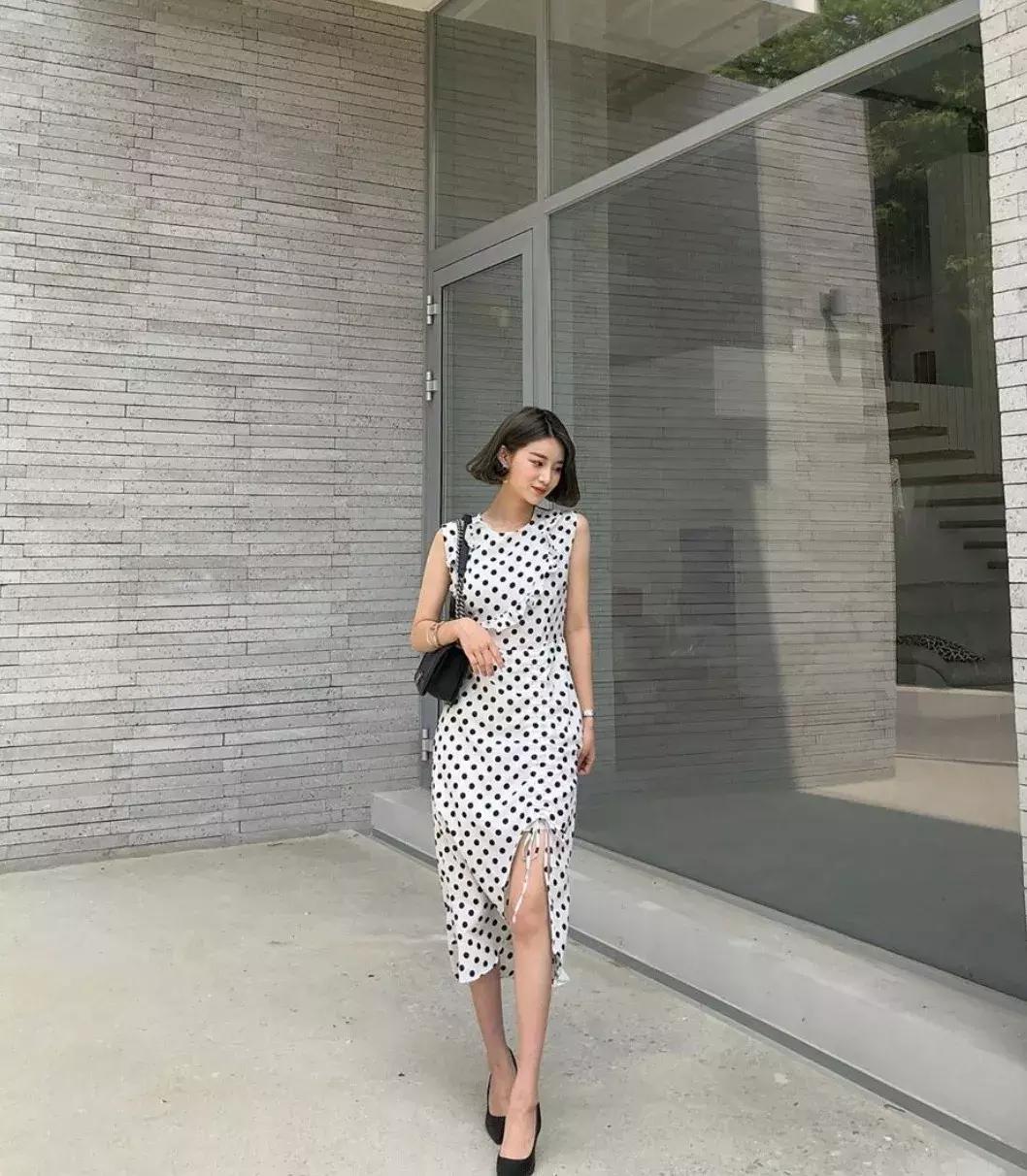 别再卷衣角了！今夏“剪一刀”洋气炸