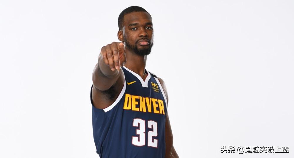 罗斯签约尼克斯照片,罗斯加盟灰熊官宣