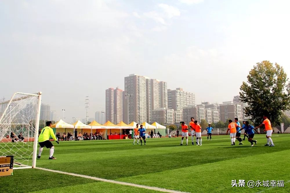 永城热爱足球的小伙伴们看过来,这里有一场公益足球赛