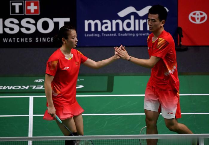 羽毛球双打轮转教学视频,羽毛球双打轮转逆时针怎么回事