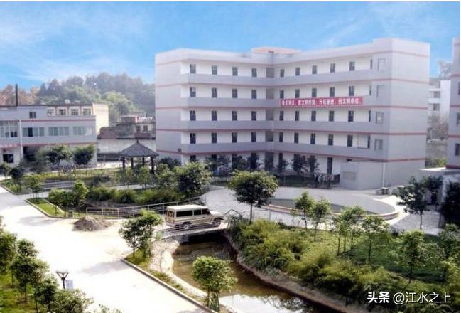 2023年资阳市中学高考排名,2020四川资阳市中和中学高考成绩