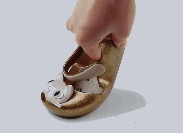 小孩凉鞋测评,给孩子选购凉鞋这些雷区不要踩