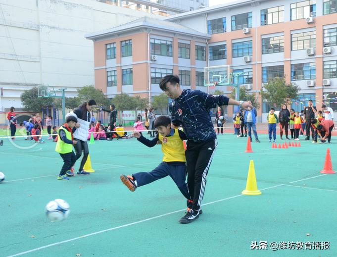 校园足球比赛热血,热血沸腾的校园比赛