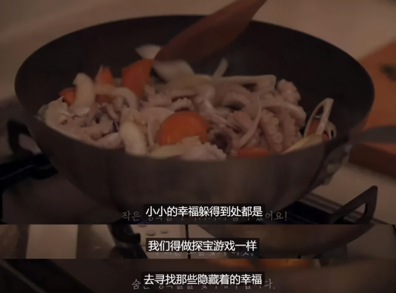 韩国主妇治愈生活,韩国主妇带着婴儿做家务