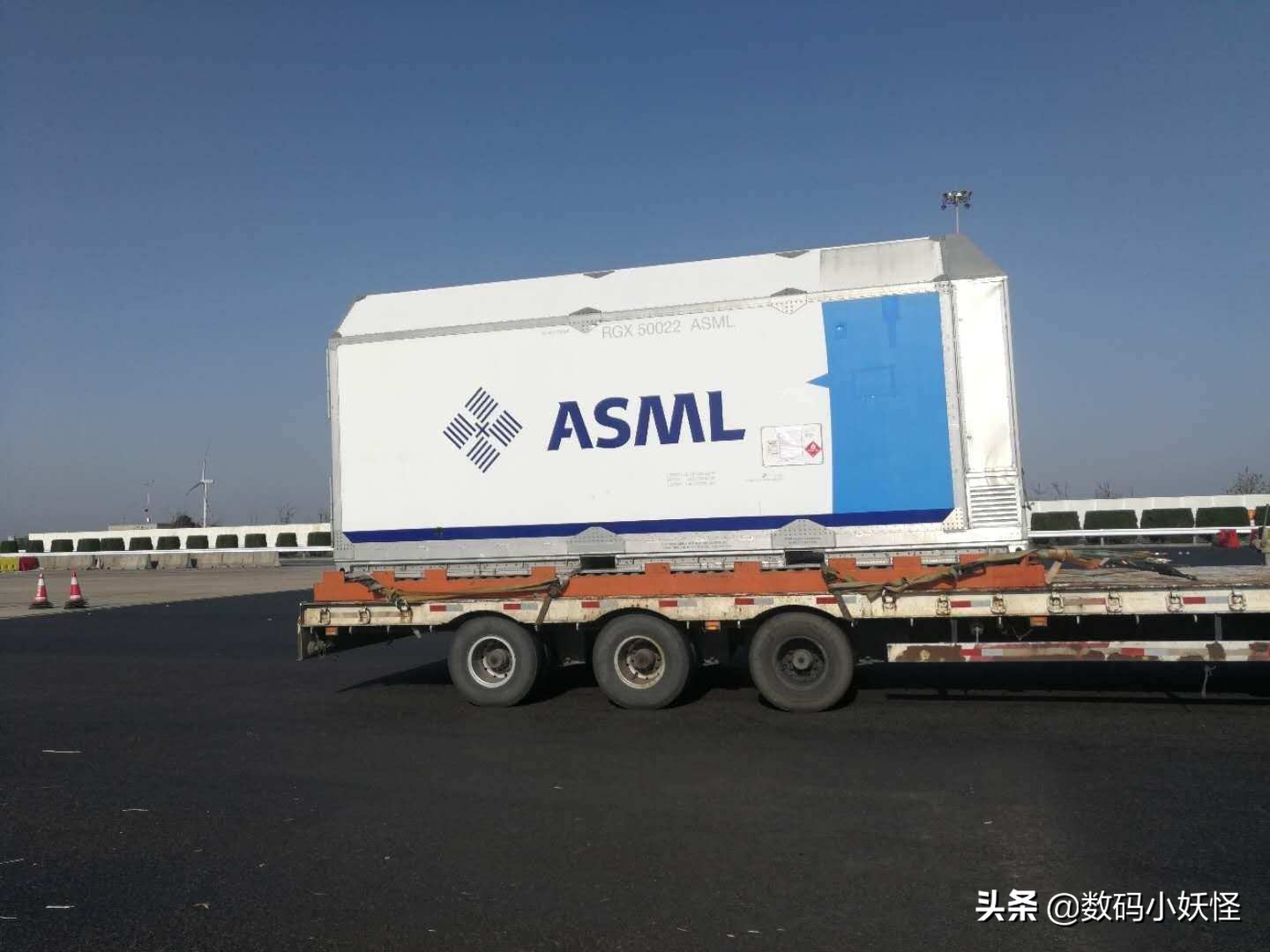 龙芯中科成功研制出euv光刻机,龙芯中科研究出euv光刻机