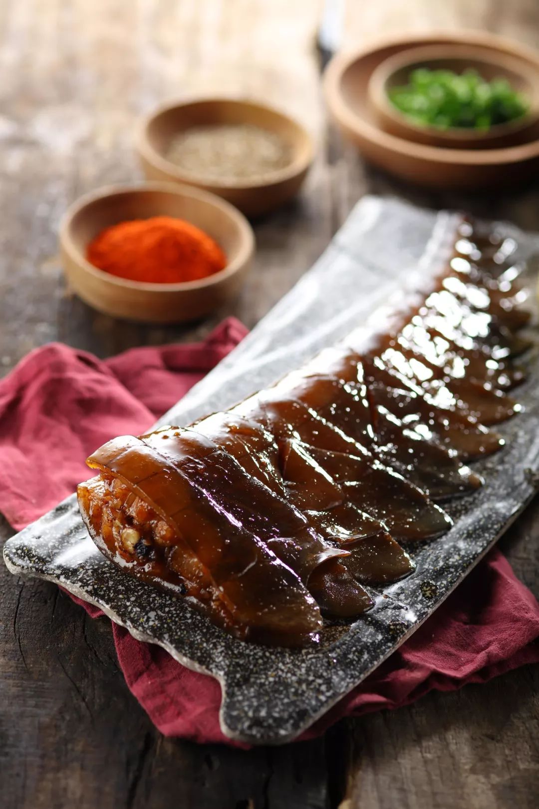 就在市桥！武侠风音乐酒馆来了，卖着60+款地道湘菜！