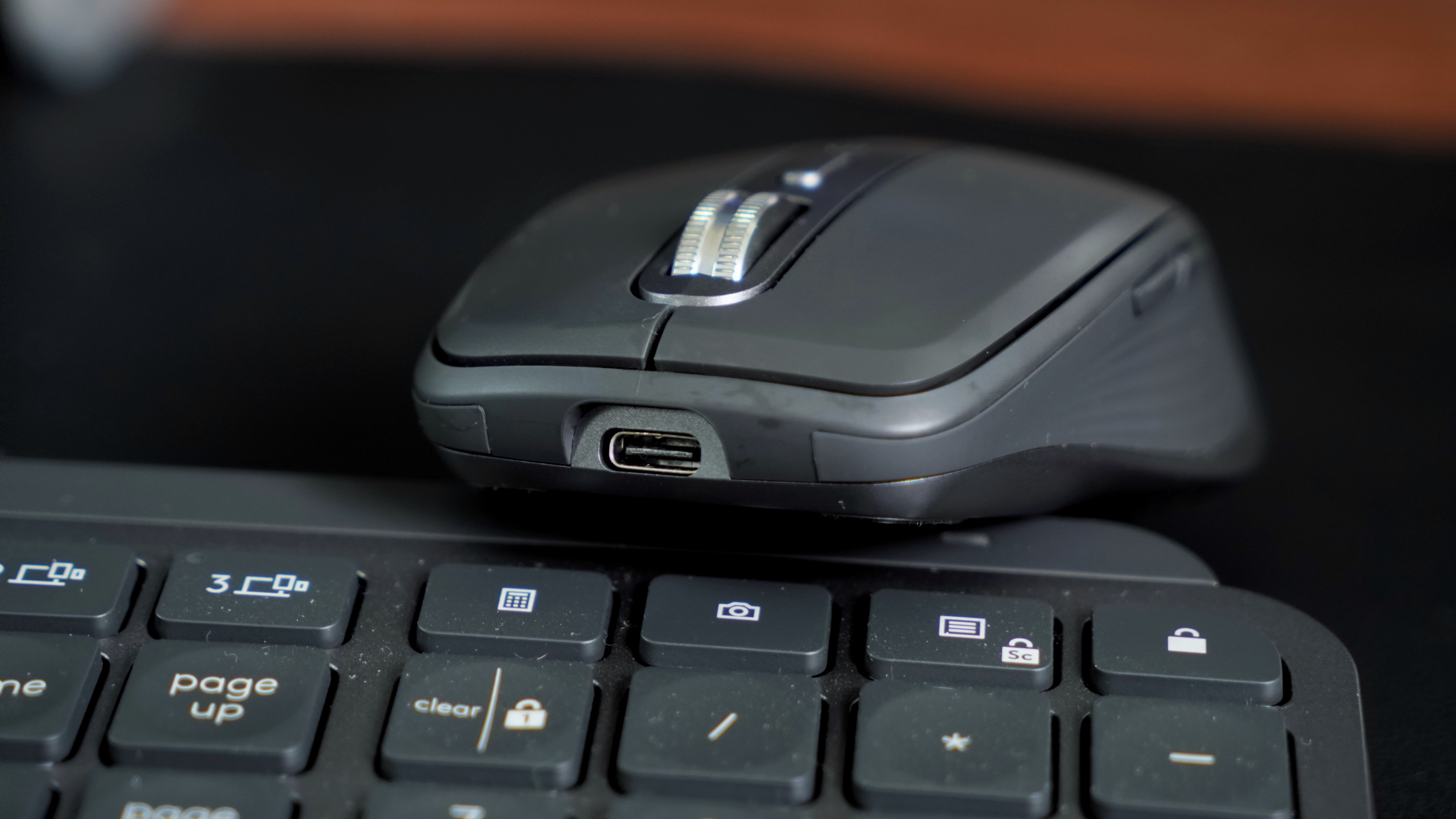 罗技mx键鼠功能,罗技mx键鼠套效果