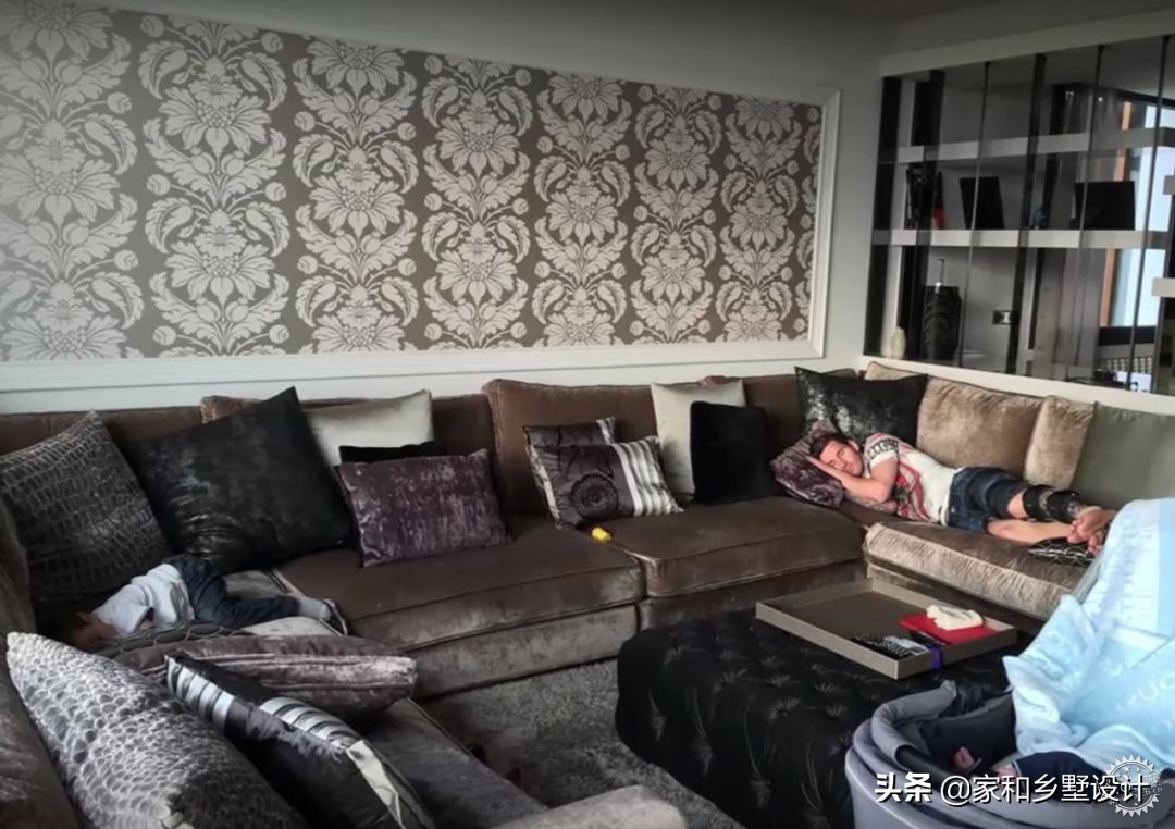 梅西内马尔c罗豪宅,c罗内马尔梅西姆巴佩的豪宅