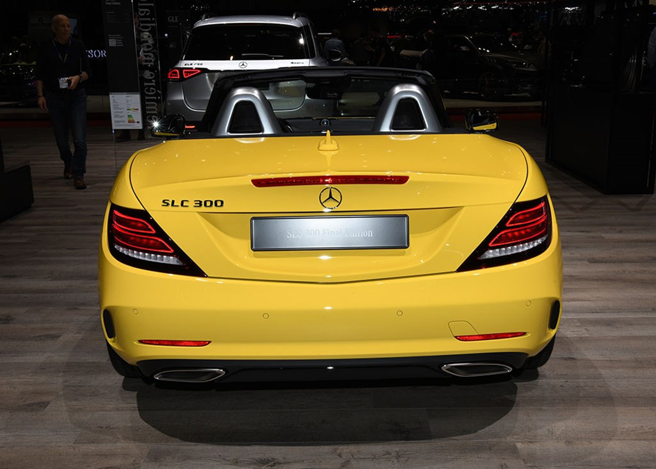 23年奔驰sl,奔驰slc现在还能卖多少钱