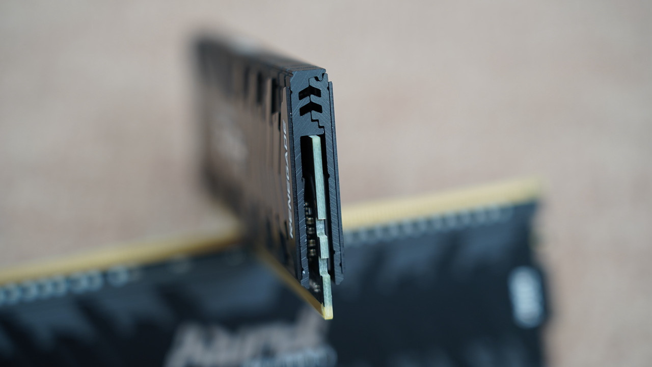 换个“马甲”就不认识你了？金士顿叛逆者DDR43600内存体验分享