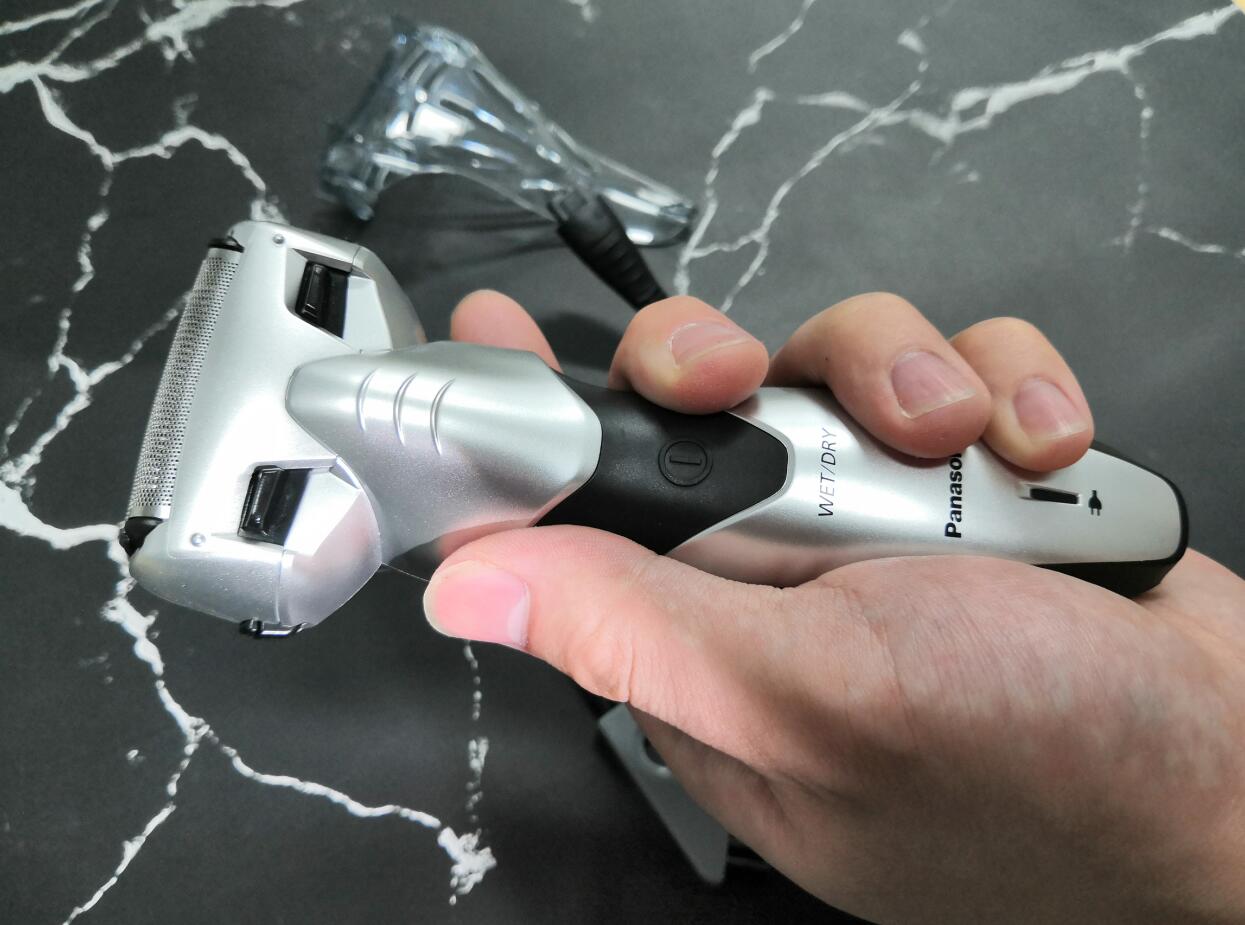 松下剃须刀测评大锤子,松下剃须刀评测