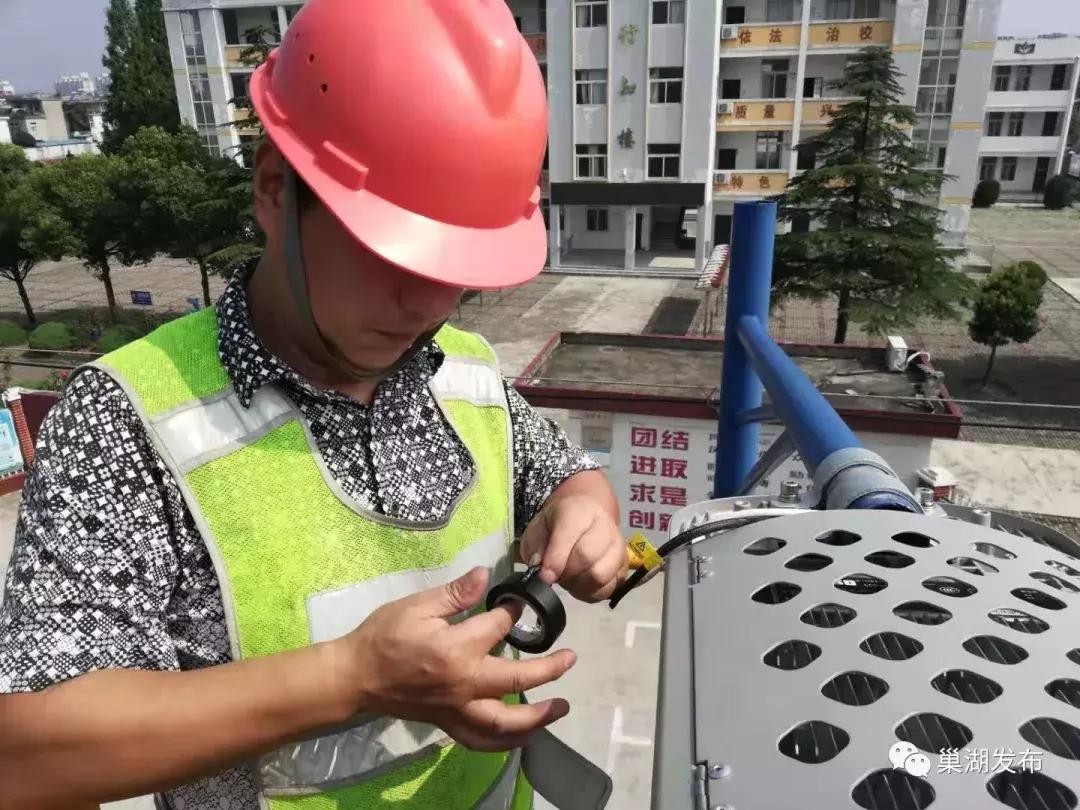 有温度的城管点赞视频,城管队员高温下坚守工作