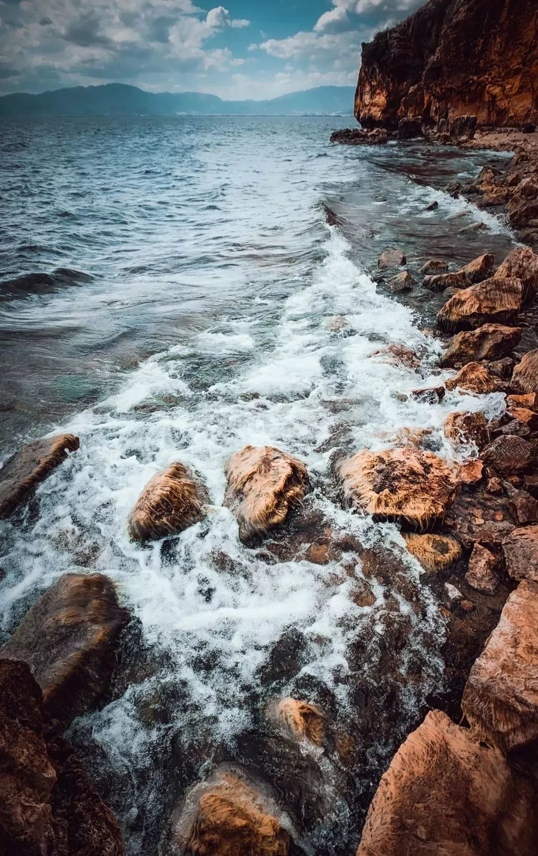 大家用手机拍出过什么好看的照片,赞别人的照片拍摄得好的句子