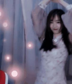 余霜直播吓哭,余霜直播全部视频