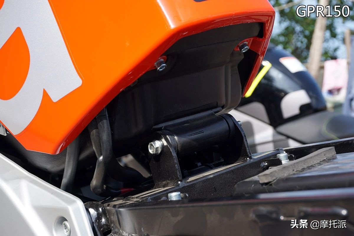 豁车有理，拆车无罪：GPR150灵魂对决250SR