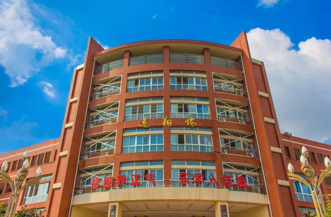 绵阳名列前茅初中,绵阳高考600分以上高中排名