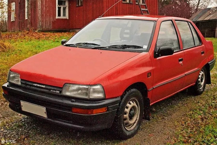 琥珀——难得的汽车题材剧目（上）