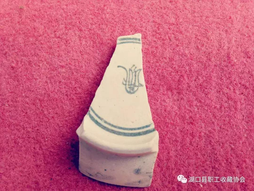 湖口一男子竟然收藏了这么多宝贝，让人大开眼界！