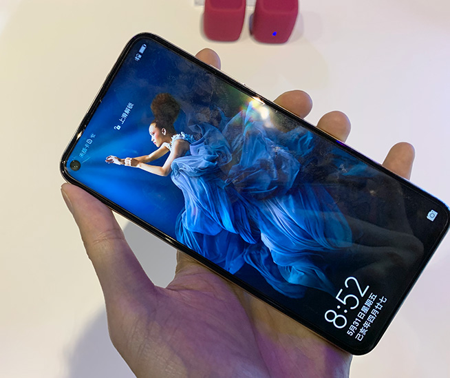 荣耀20pro至今还值得买吗,荣耀20pro2024年还值得入手吗