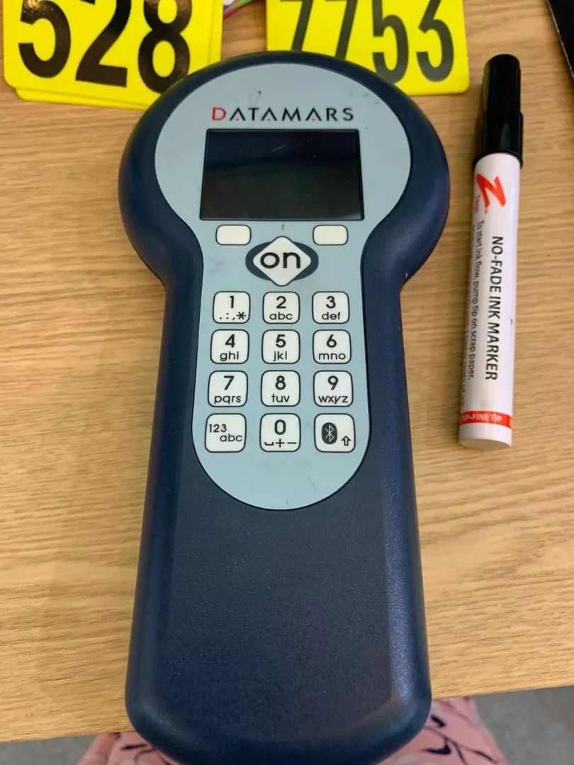 一体式耳标钳100元,耳标专用钳大口径