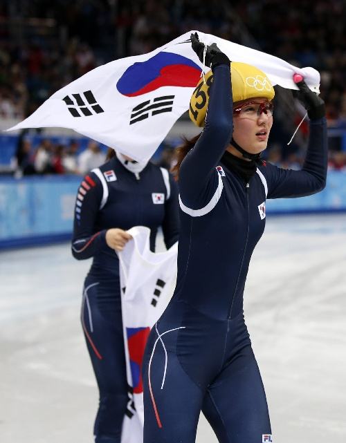 踩熊猫杯的韩国球员现在怎么样了,韩国脚踩熊猫杯国青球员