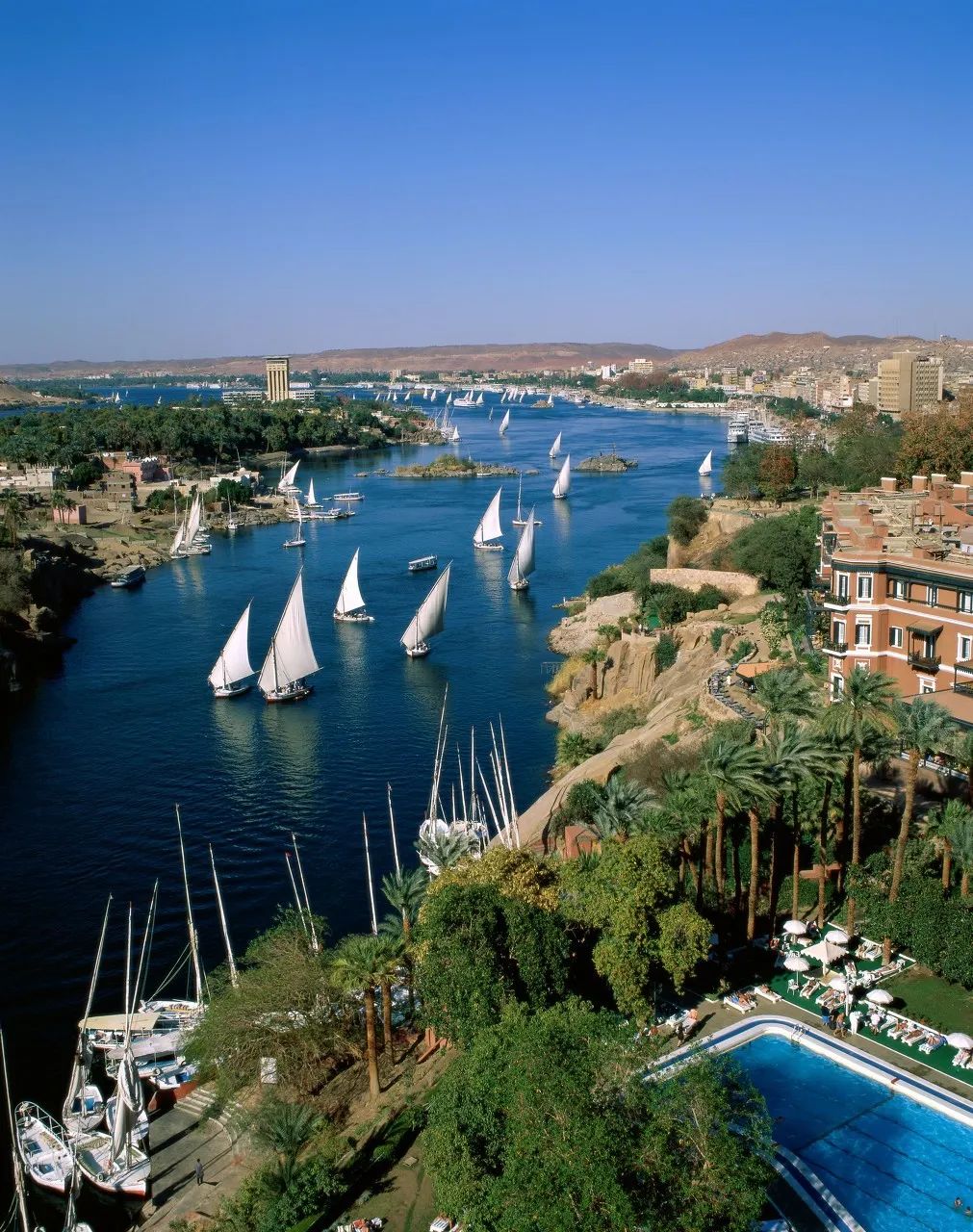 5个世界上最美的地方,欣赏世界上最美的80个地方