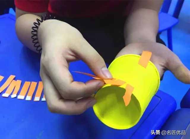 用黏土做简单又可爱的小狮子,小狮子粘土手工制作教程