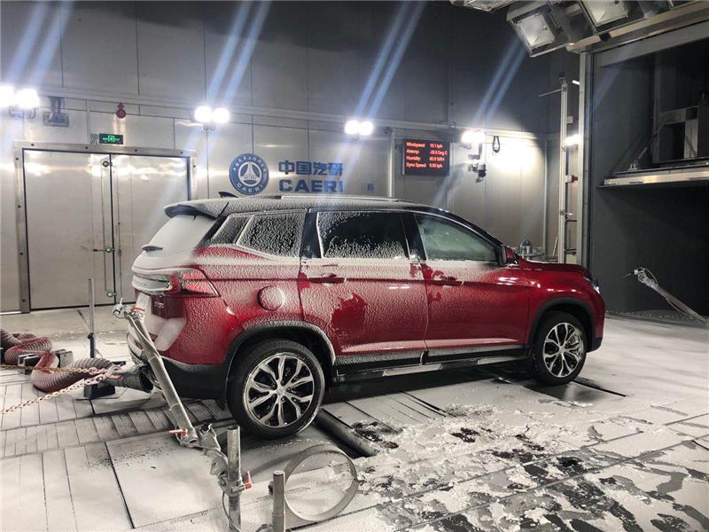 东风风行t52022款手动挡低配试驾,东风风行t5马赫版试驾体验