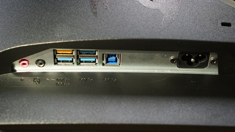 魔兽争霸war3显示器推荐,魔兽争霸327寸显示器分辨率