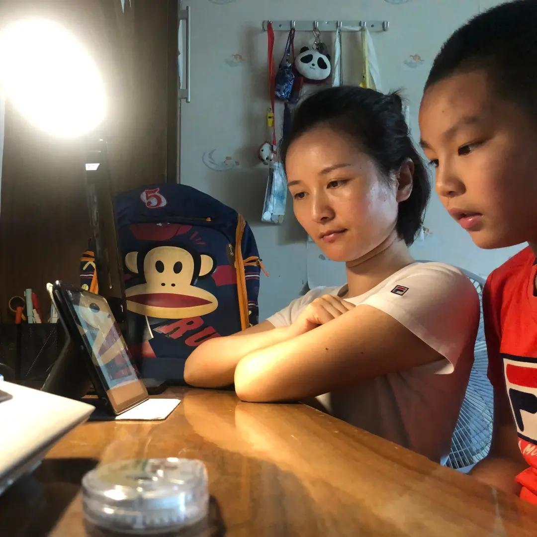 小学开展晒家风家训活动,学校开展家风家训教育活动