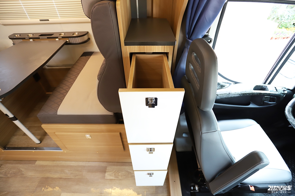 进口国产底盘,新吉奥云游b型房车