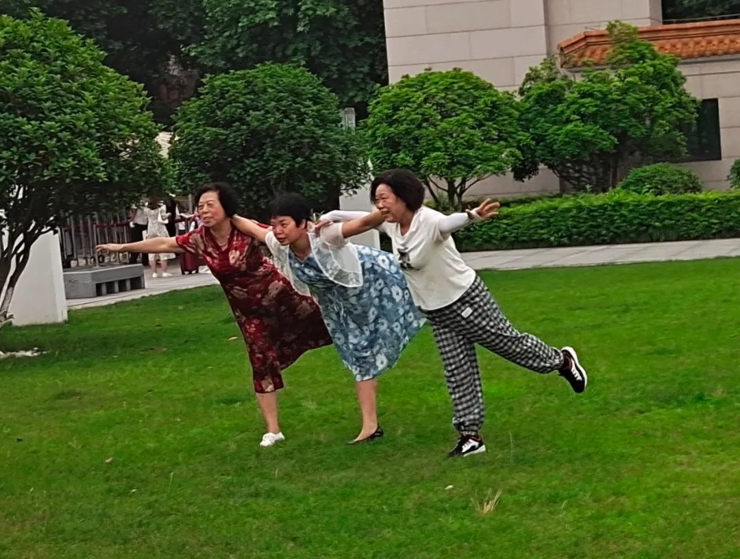 七月的晚霞好美,夏天六月的晚霞