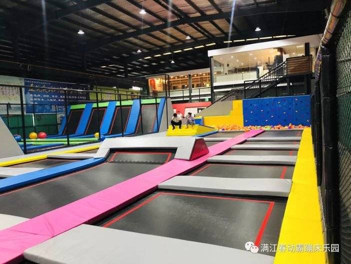 合肥满江春蹦床主题公园,动霸蹦床乐园合肥有什么项目