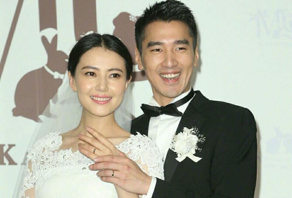 靠父亲上位的赵又廷,赵又廷一出道就拿影帝