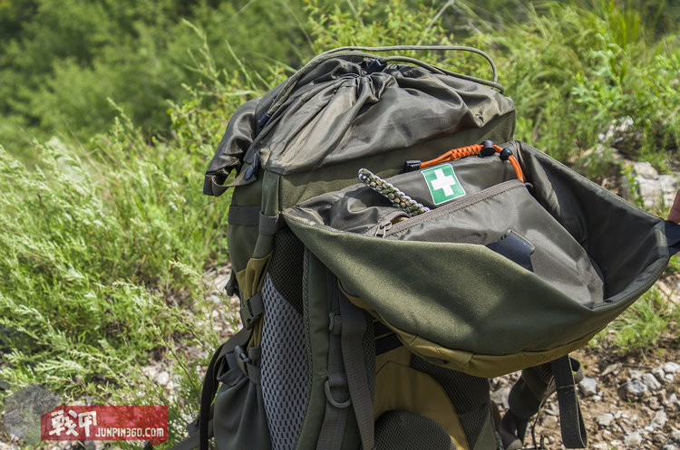 塔虎双肩包6l和9l哪个好,塔虎15L双肩包